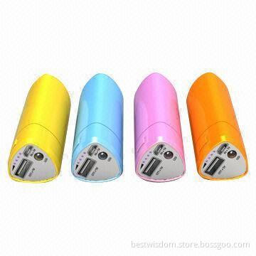 USB Battery Chargers for iPhone and other digital devices with 2,200/2,600mAh Capacity